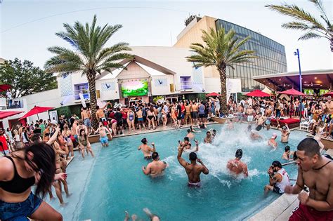 Cle houston - Cle Houston, located in Houston, TX, is a popular nightlife destination known for its vibrant pool parties. The venue's pool season typically kicks off in March, offering guests a chance to enjoy the sun and water in a lively atmosphere.